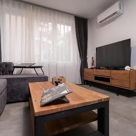 Chic 1br With Balcony In Apartmán Plovdiv