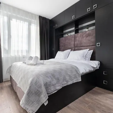 Chic 1br With Balcony In 公寓 *