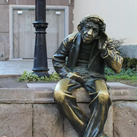 Chic 1br With Balcony In * 普罗夫迪夫