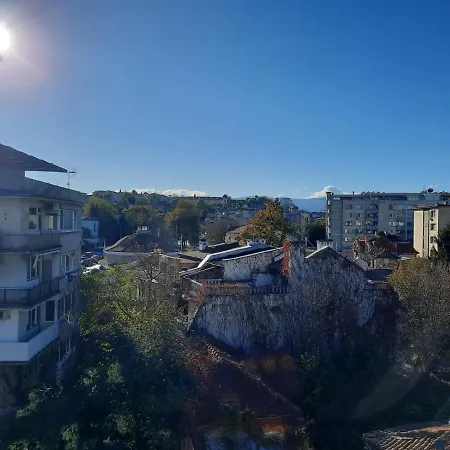 Chic 1br With Balcony In Plovdiv