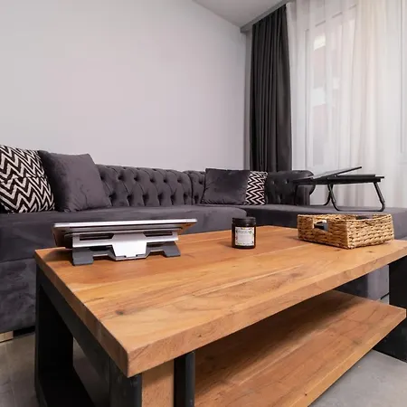 Chic 1br With Balcony In アパート プロヴディフ