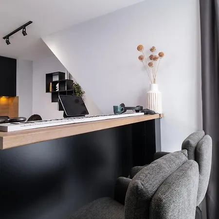 Apartman Chic 1br With Balcony In Plovdiv