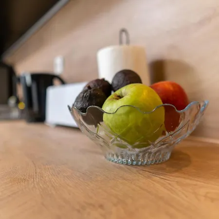 Chic 1br With Balcony In * بلوفديف