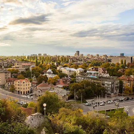 Chic 1br With Balcony In Plovdiv