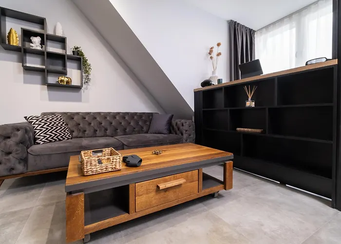 Daire Chic 1br With Balcony In *