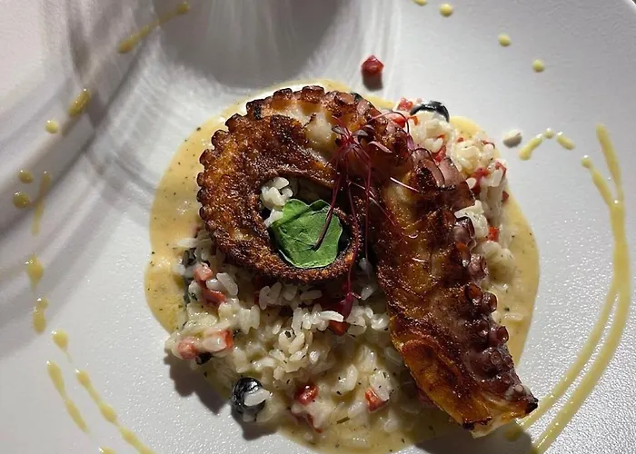 Chic 1br With Balcony In Filibe